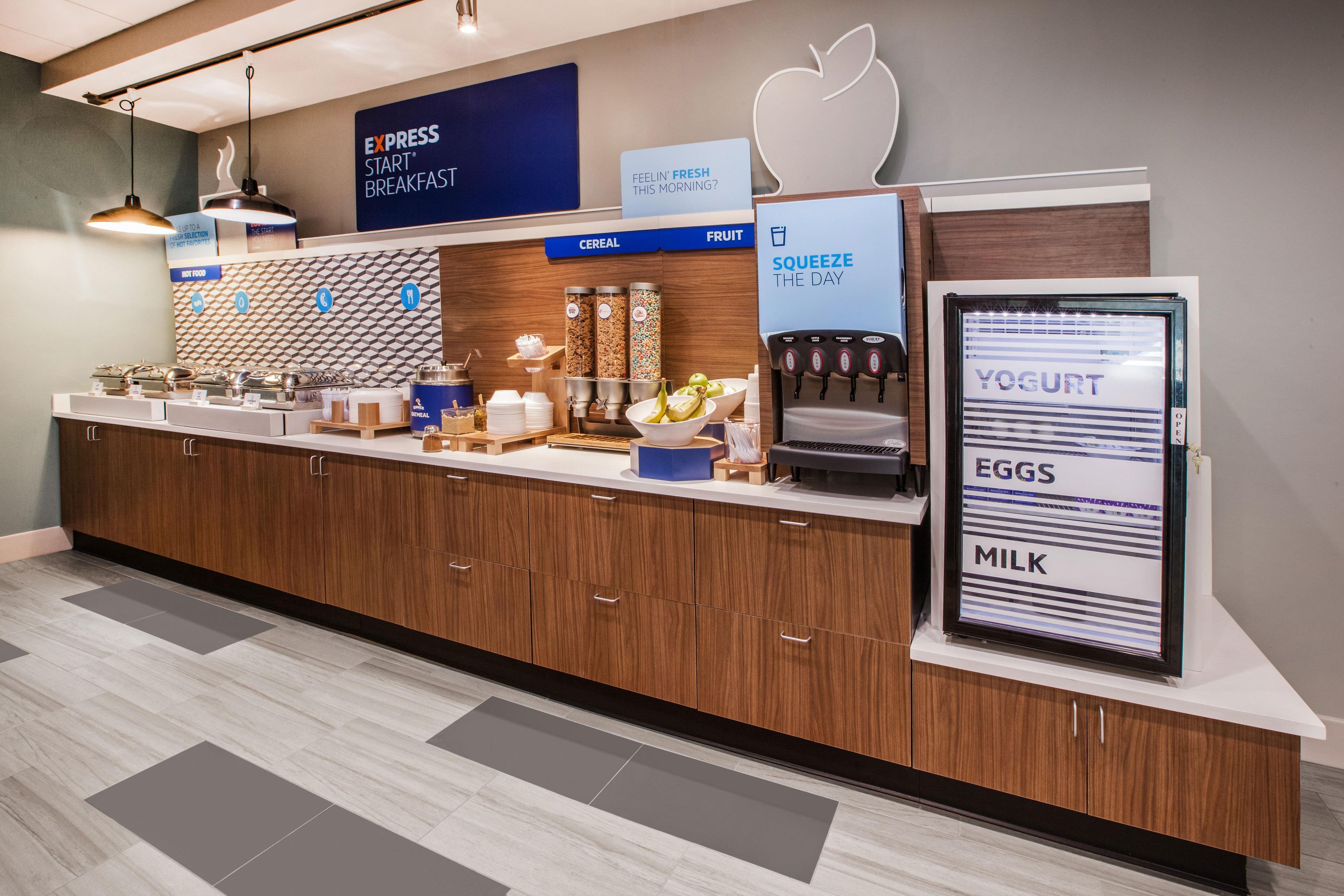 Express & By Ihg Charlotte
